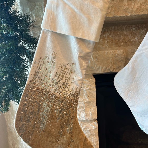 Z Gallerie Holiday Christmas Stockings Set of 5 - Picture 5 of 10